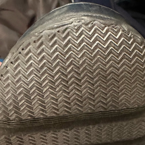 Burberry Sport real shearling nylon leather trim boots rubber sole size 40 9 euc - Picture 8 of 16